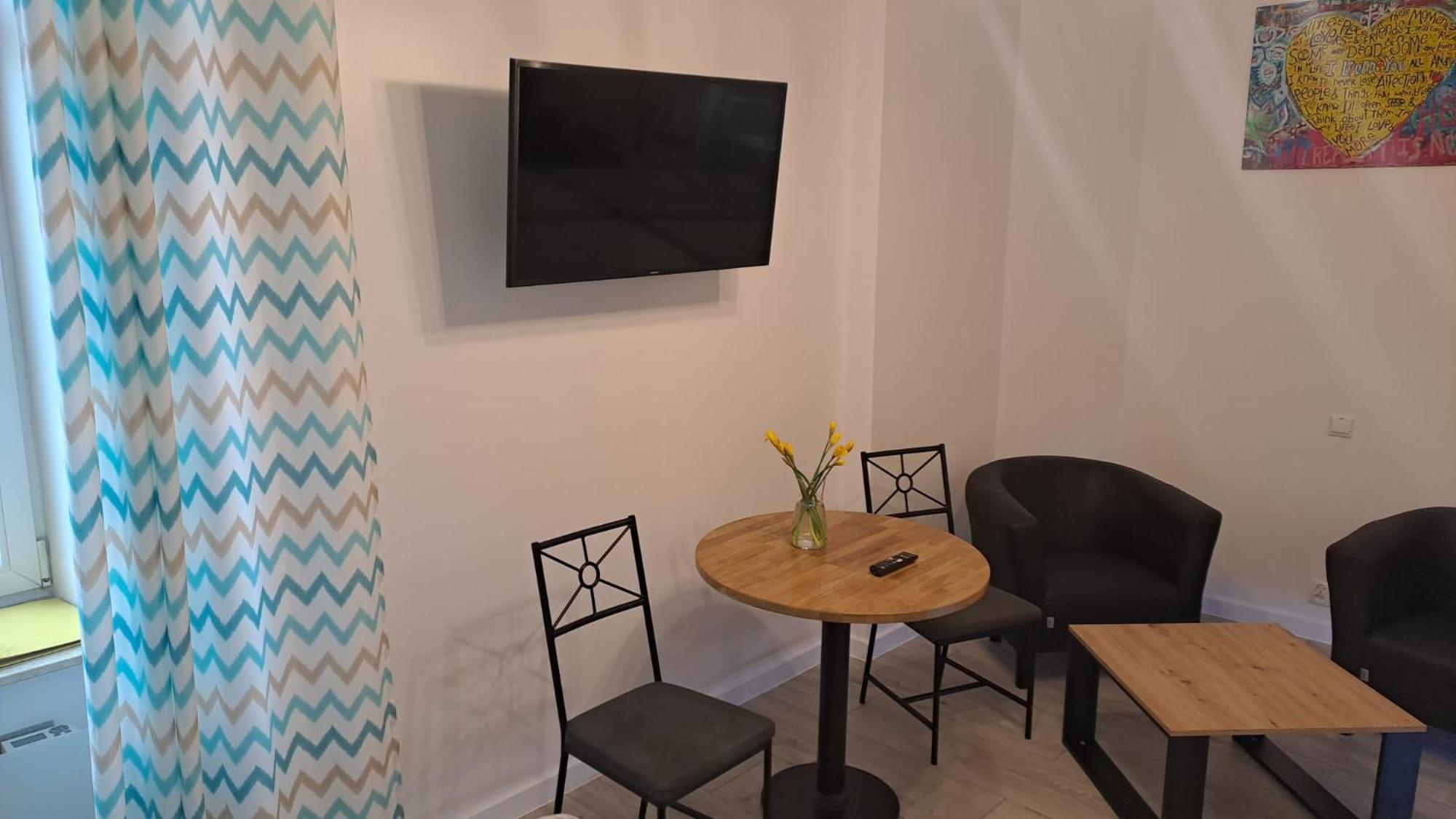Apartamenty Centrum Z Wanna Dwuosobowa Piotrków Trybunalski Extérieur photo