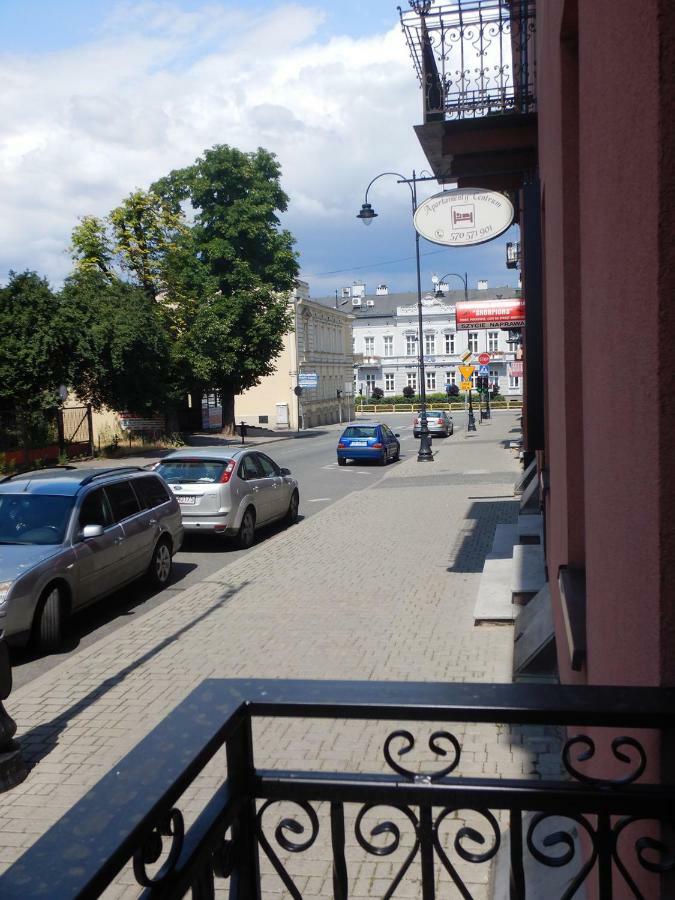 Apartamenty Centrum Z Wanna Dwuosobowa Piotrków Trybunalski Extérieur photo